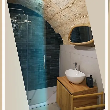 Stone Dream - In Pietra Con Vasca Freestanding Appartement