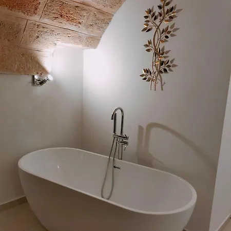 Stone Dream - In Pietra Con Vasca Freestanding Apartmán *