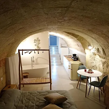 Stone Dream - In Pietra Con Vasca Freestanding *